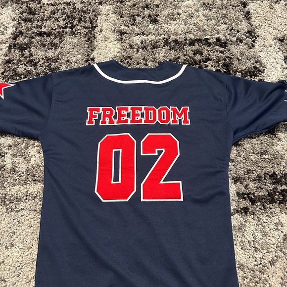 Paul McCartney Freedom Concert Baseball Jersey Size XL. Brand New Condition. - Picture 7 of 8